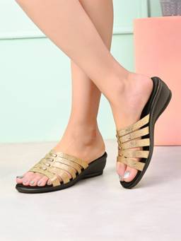 XE Looks - Shimmery Design Modern And Stylish Fashion Slippers