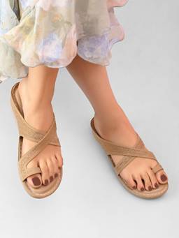XE Looks - Black Soft and Supportive Engraved Cross Strap Wedge Slippers