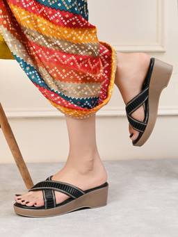 XE Looks - Black Criss-Cross Sandal for Women Pleated Straps Wedges
