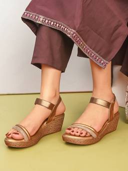 XE Looks - Elegant glitter front strap Wedge Sandal