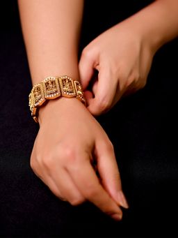 AG'S - Vinita Moti & Temple Work Antique Gold Bracelet