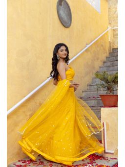 DEASHA INDIA - Sahana Yellow Embroidered Net Lehenga Set