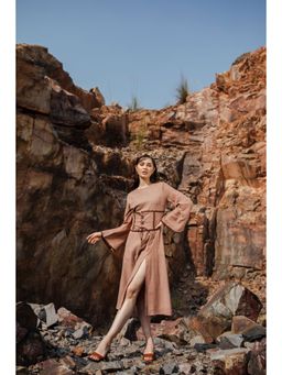 Essgee - Lilly Brown Midi Round Neck Dress