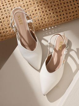 GNIST - Structured White Sandals