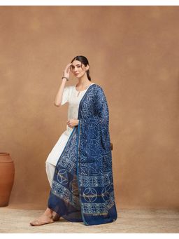 Fabindia - Indigo Cotton Silk Blend Dabu Printed Dupatta