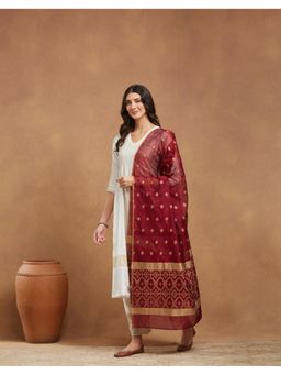 Fabindia - Maroon Cotton Silk Blend Jamdani Dupatta