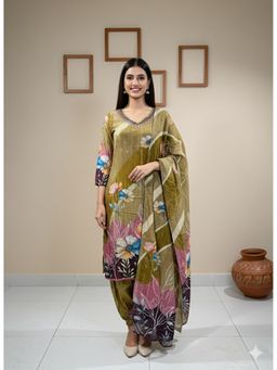 Vbuyz - Women Green Floral Print Straight Pure Muslin Kurta with Pant and Dupatta