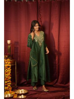 GULABI DORI - Green Heavy Pittan Work Kurta with Pant and Organza Dupatta