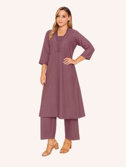 Barara Ethnic - Women Mauve Straight Lace Detailing Kurta with Pant