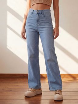 DOLCE CRUDO - Blue Solid/Plain Bootcut Jeans