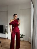 Maroon color option