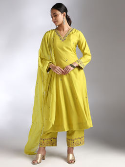 House Of Dharaa - Green Embroidered Pant and Kurta with Dupatta (Set of 3)