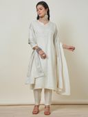 Off White color option, Sold out, Currently selected