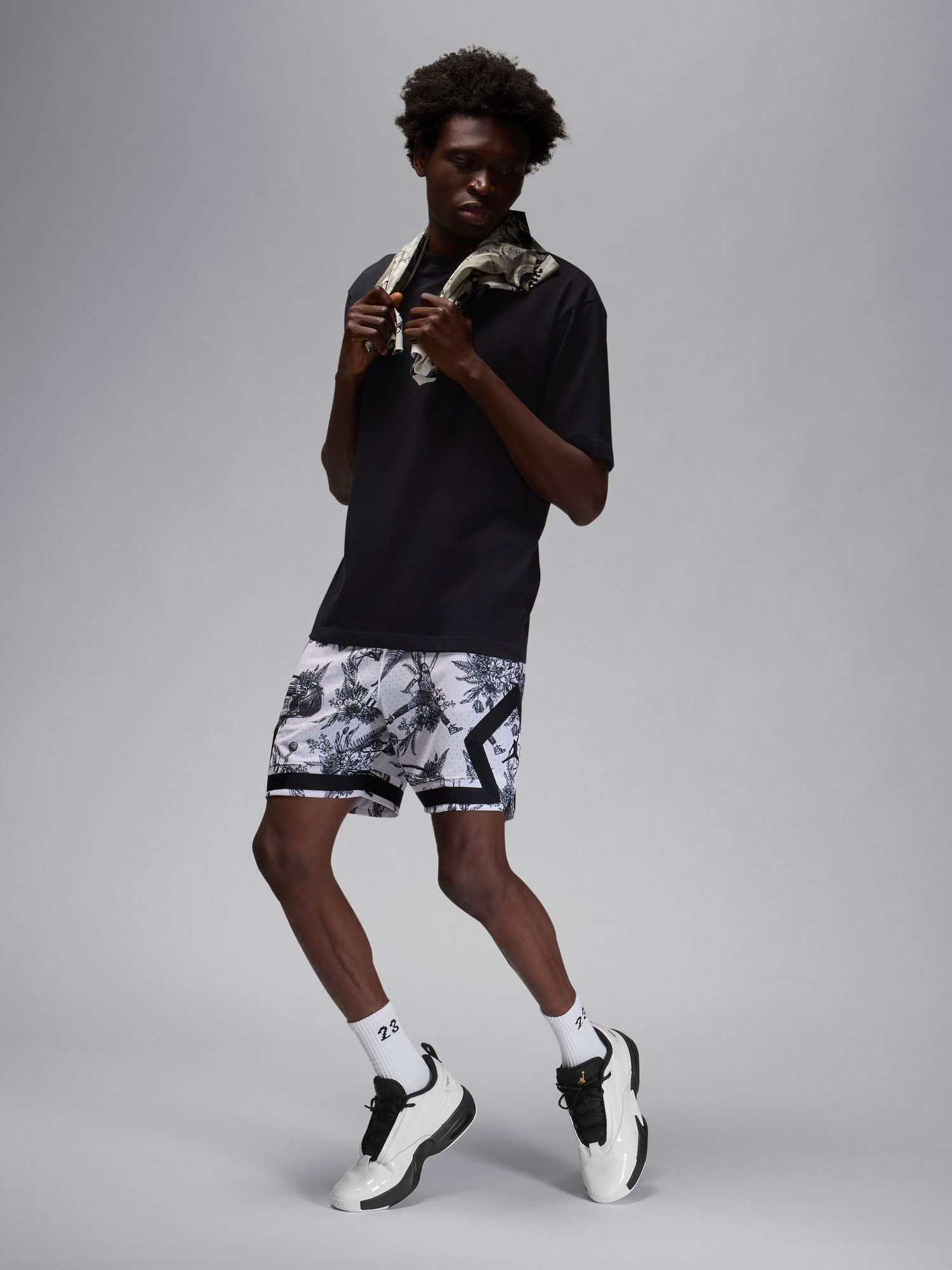 jordan max aura shirt