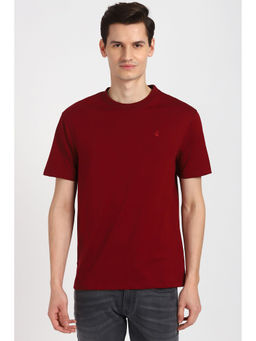 Peter England - Men Maroon Solid Crew Neck T-Shirt