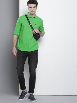 The Indian Garage Co - Men Slim Fit Solid Full Sleeves Cutaway Collar Resort Wear Shirt- Green