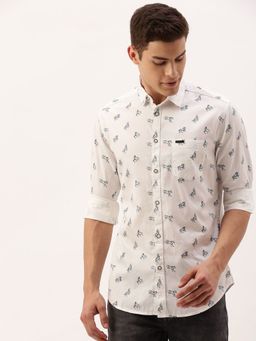 The Indian Garage Co - Men Slim Fit Graphic Print Full Sleeves Spread Collar Casual Shirt- White