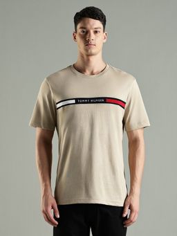 Tommy Hilfiger - Solid Regular Fit Cotton T-Shirt- Beige