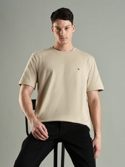 Tommy Hilfiger - Solid Regular Fit Cotton T-Shirt- Beige
