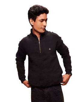 Bombay High - Men Solid Black Half Zip Knit Sweatshirt