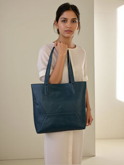 Toteteca - Women Unlined Teal Solid Tote Bag