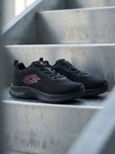 Black color option, Currently selected