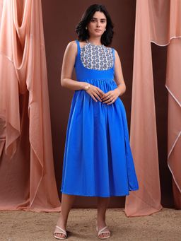 PURVAJA - Women Printed Blue Midi Dress