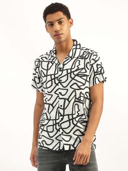 United Colors of Benetton - Off White Relaxed Fit Resort Collar Abstract Shirt