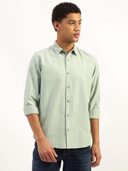 United Colors of Benetton - Green Regular Fit Spread Collar Striped Shirt