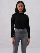 Black color option, Sold out, Currently selected