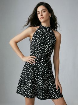 Outzidr - Women Black Halter Neck Geometric Print Dress