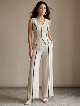 Outzidr - Women Off White Sleeveless Co-Ord Set