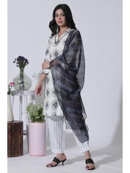 W - White Printed V-Neck Cotton Kurta, Salwar With Dupatta (Set of 3)