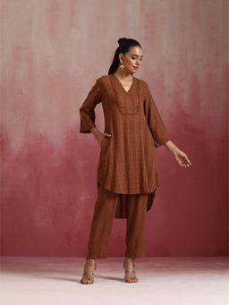 trueBrowns - Brown Cotton Dobby Kurta Co-Ord (Set of 2)