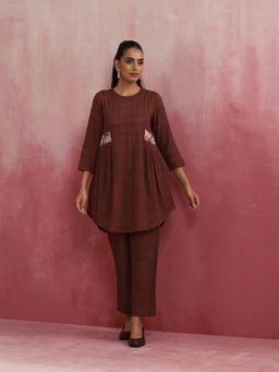 trueBrowns - Brown Cotton Dobby Kurta Co-Ord (Set of 2)