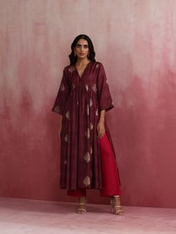 trueBrowns - Purple Viscose Silk Kurta with Pant (Set of 2)