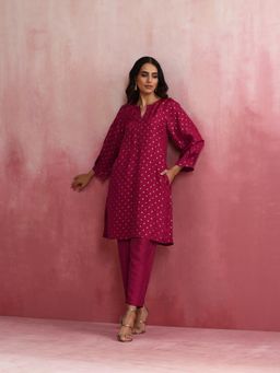 trueBrowns - Pink Viscose Silk Kurta Co-Ord (Set of 2)