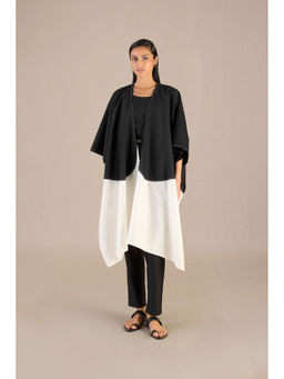 AMPM - Veera Cape with Pant, Inner & Belt (Set of 4)