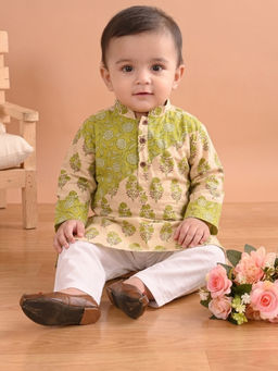 Kinder Kids - Floral Printed Kurta and Pyjama- Green