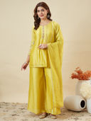 Yellow color option, Currently selected