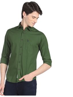 U.S. POLO ASSN. - Men Green Regular Fit Solid Casual Shirt