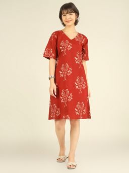 SPARSA - Red Printed Half-Sleeve V-Neck A-Line Cotton Dress