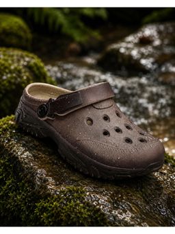 Bewakoof - Men Brown Dune Lightweight and Comfy Clog