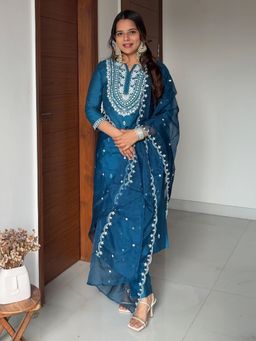 Janasya - Women Teal Silk Blend Embroidered Kurta & Pant with Dupatta (Set of 3)