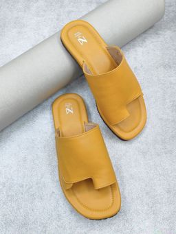 The Madras Trunk - Milo Sandals In Yellow