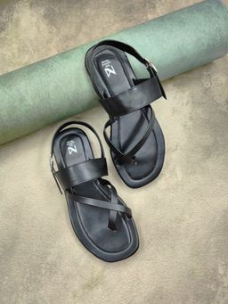 The Madras Trunk - Rio Sandals In Black