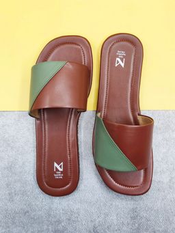 The Madras Trunk - Zion Sandals In Brown