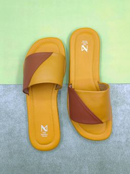 The Madras Trunk - Zion Sandals In Yellow