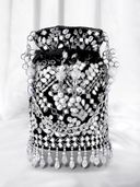 Black color option, Currently selected