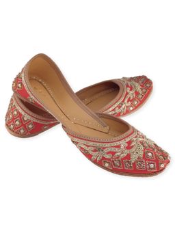 fulkari - Marguerite Daisy Red Gold Leather Juttis